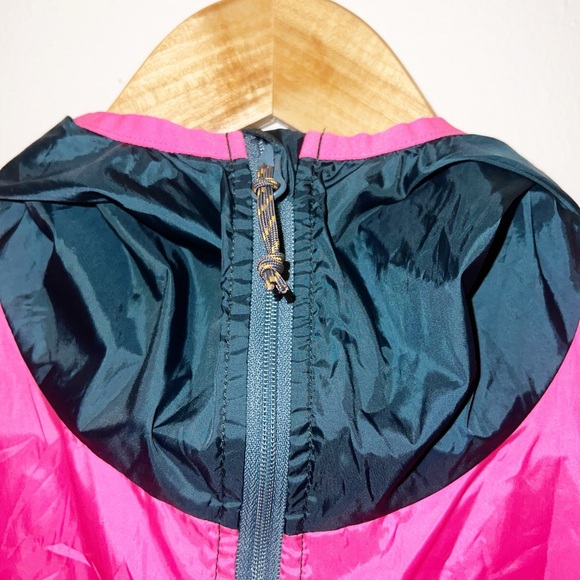 Cotopaxi Teca Half-Zip Windbreaker from repurposed ripstop nylon with DWR finish - Picture 6 of 12